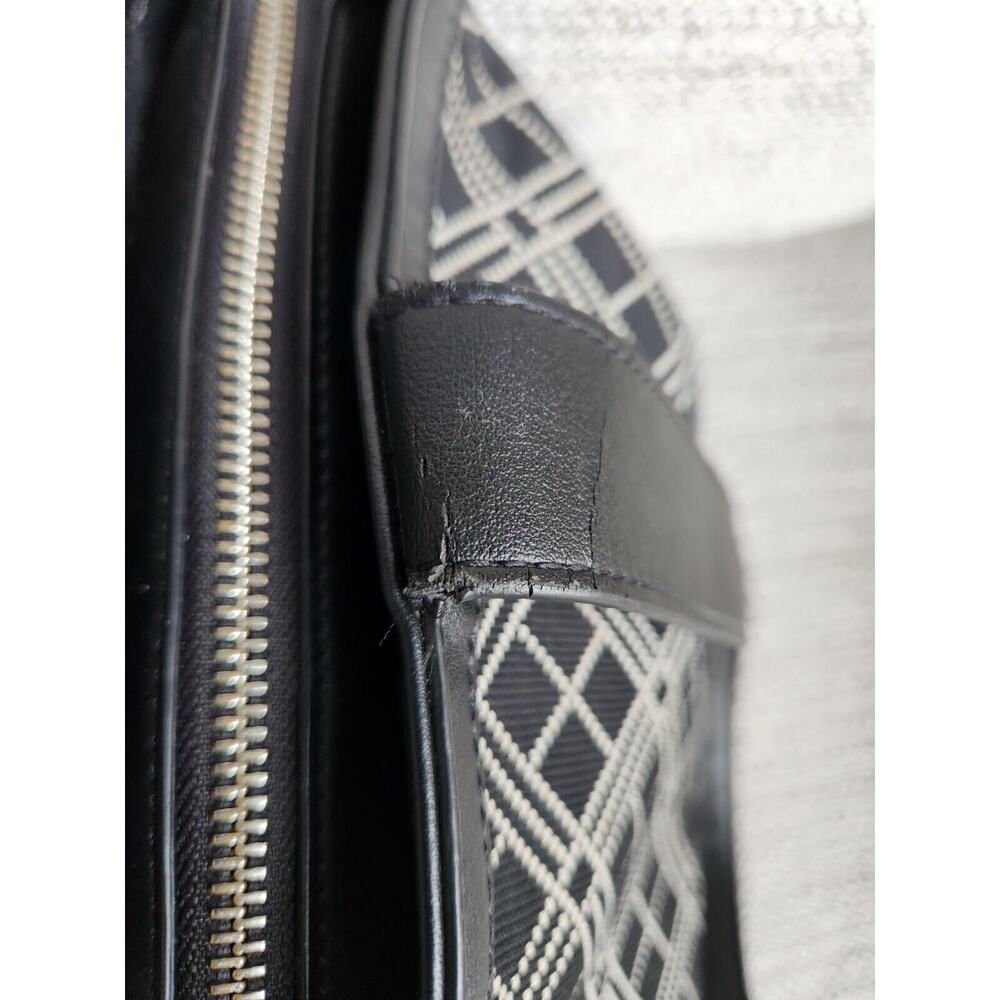 Love Moschino Black & White Knit Geometric Knit Fabric PU Tote Handbag Pre-owned - Picture 11 of 15